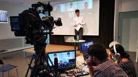Live Streaming Filmproduktion Bern mit Beamer